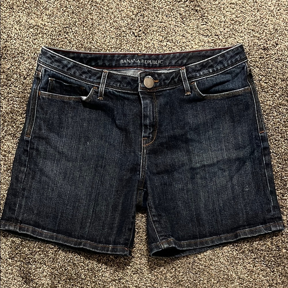 Banana Republic women’s Blue Jean Shorts, 5” inseam